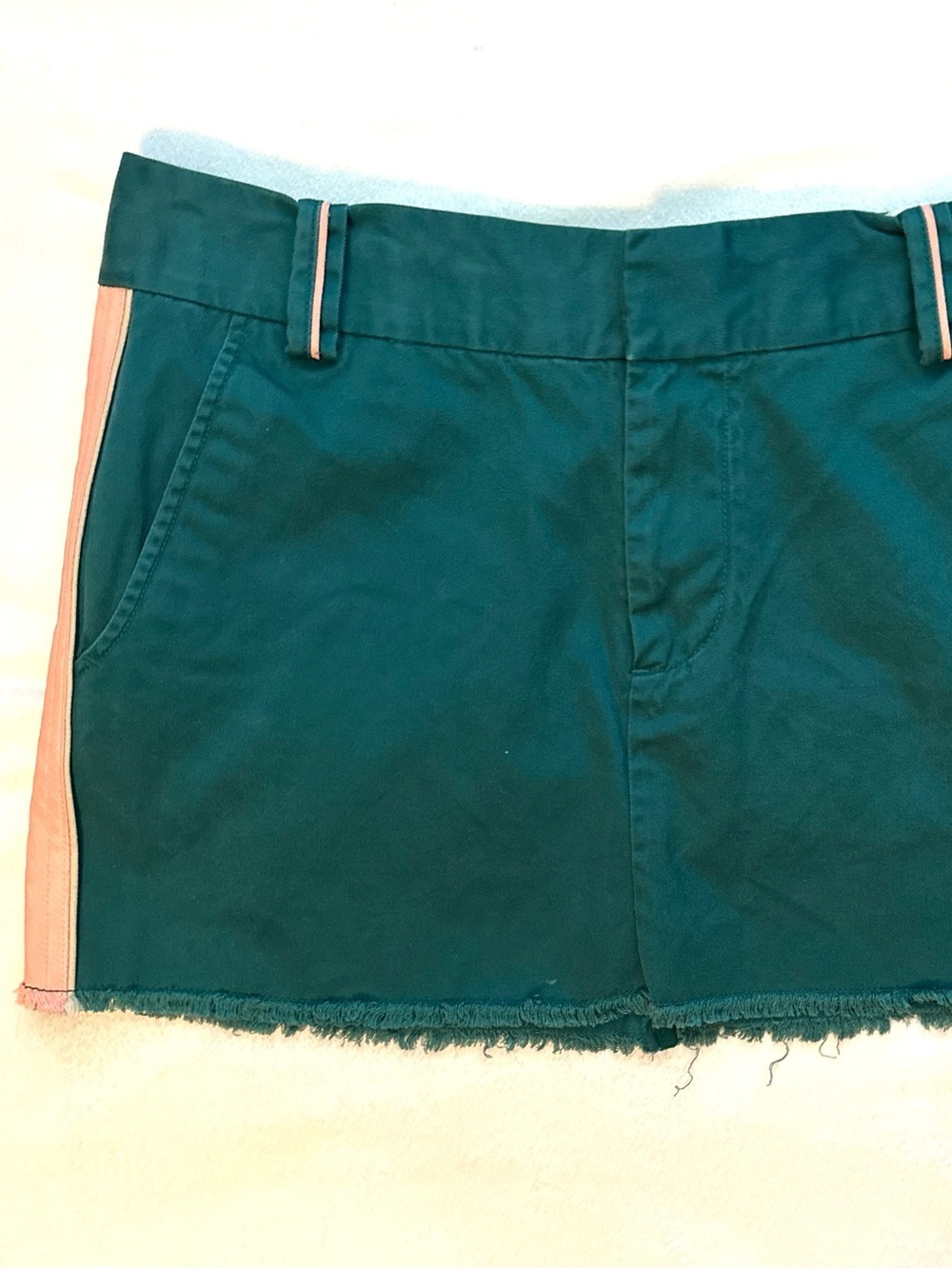 Marc Jacobs Teal Green Pink Sides Mini Skirt 8 Frayed Hem Pockets Unlined